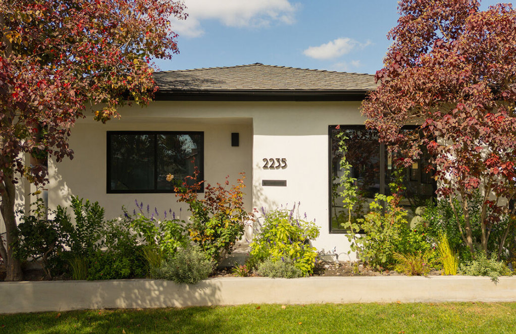 Photo of 2235 S Mansfield Ave Los Angeles, CA 90016