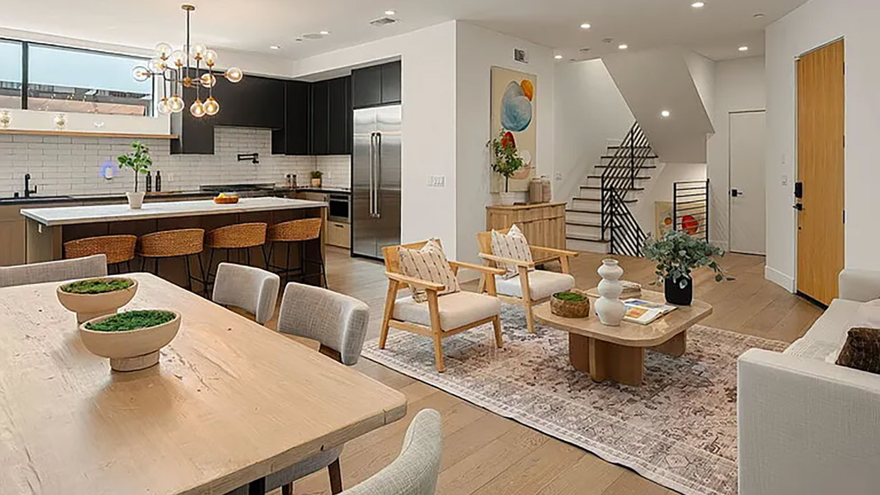 Image for UNDER CONTRACT: 1927 18th St Unit B article